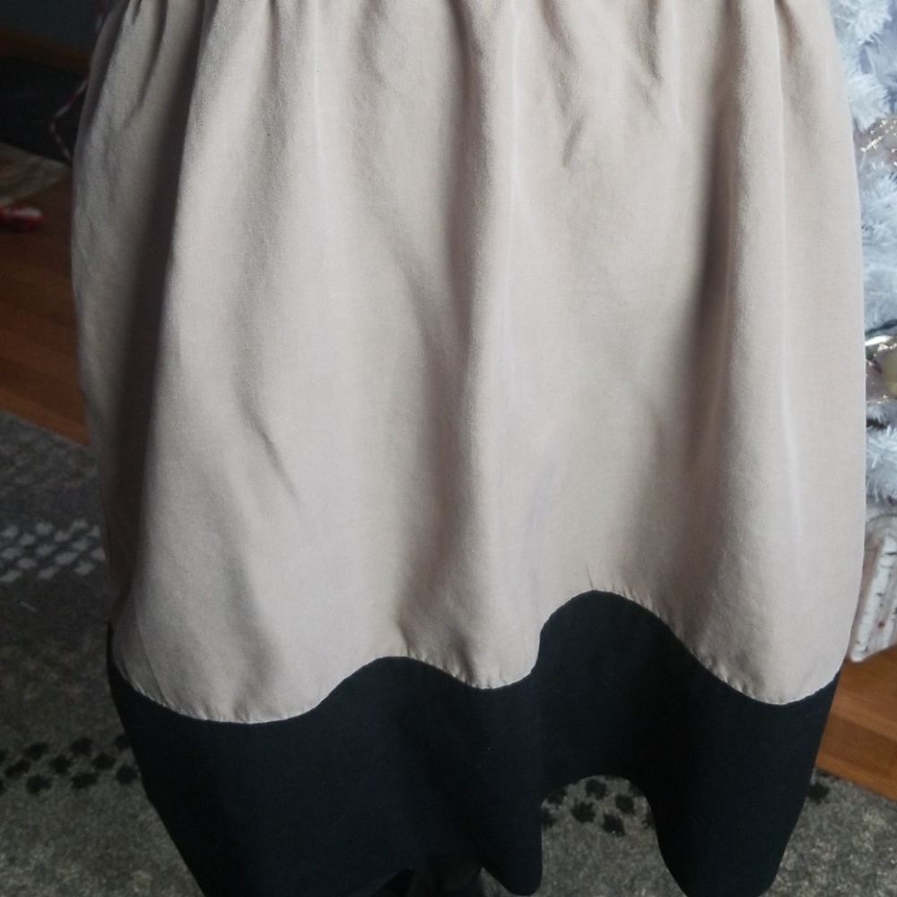 Dress - Picture 3 of 5